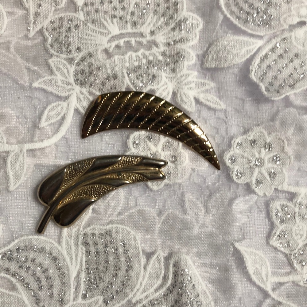 Two Vintage Gold Tone Brooches
